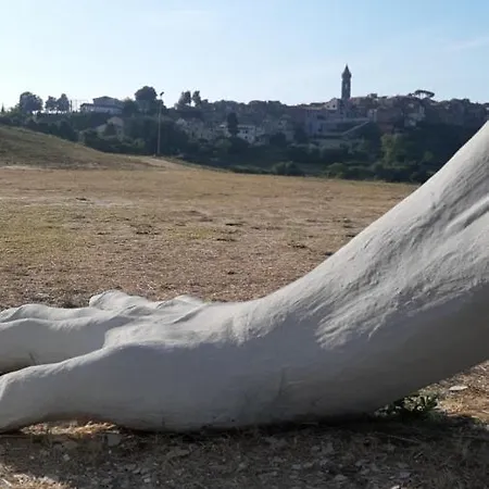 Il Paradiso Sopra Le Nuvole Peccioli